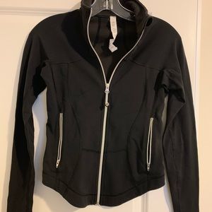 Lululemon zip up size 2
